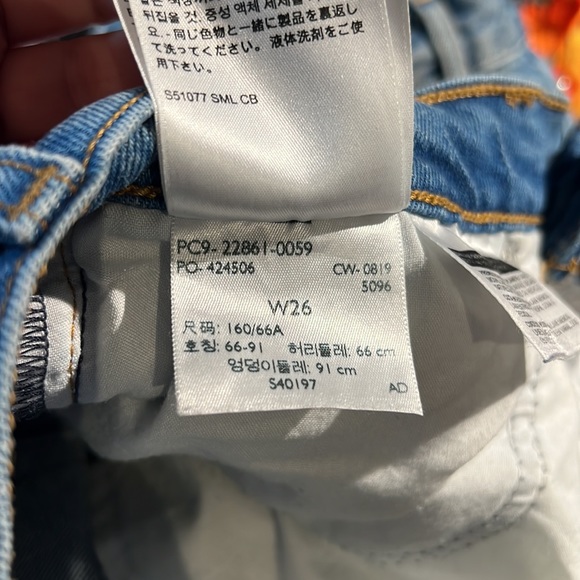 Levi’s Wedgie Jeans - Picture 11 of 11